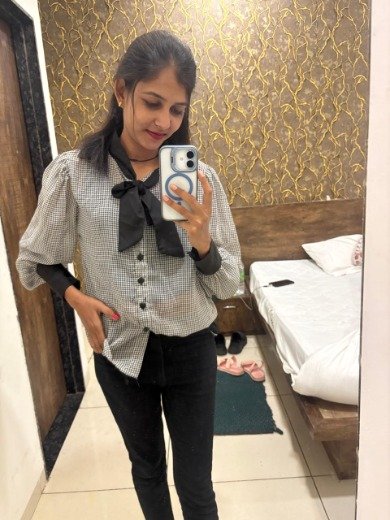 high profile Call Girls in Varanasi
