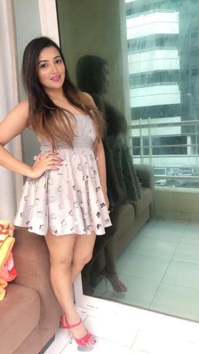 Sneha Kapoor - Glamorous model call girls Varanasi for parties and private dates