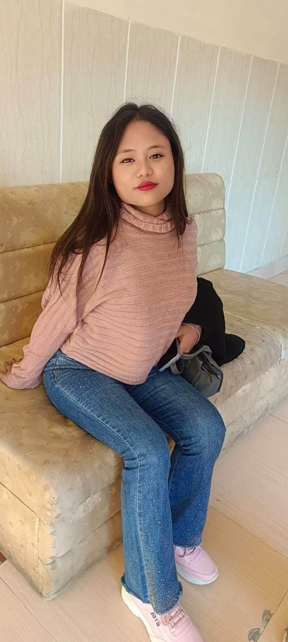 Shreya Ghoshal - Secure housewife escort service in Varanasi with local profiles