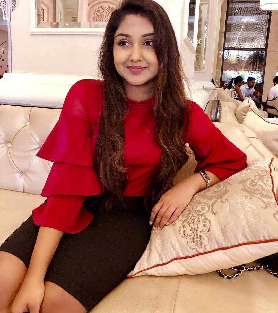 Riya, 22