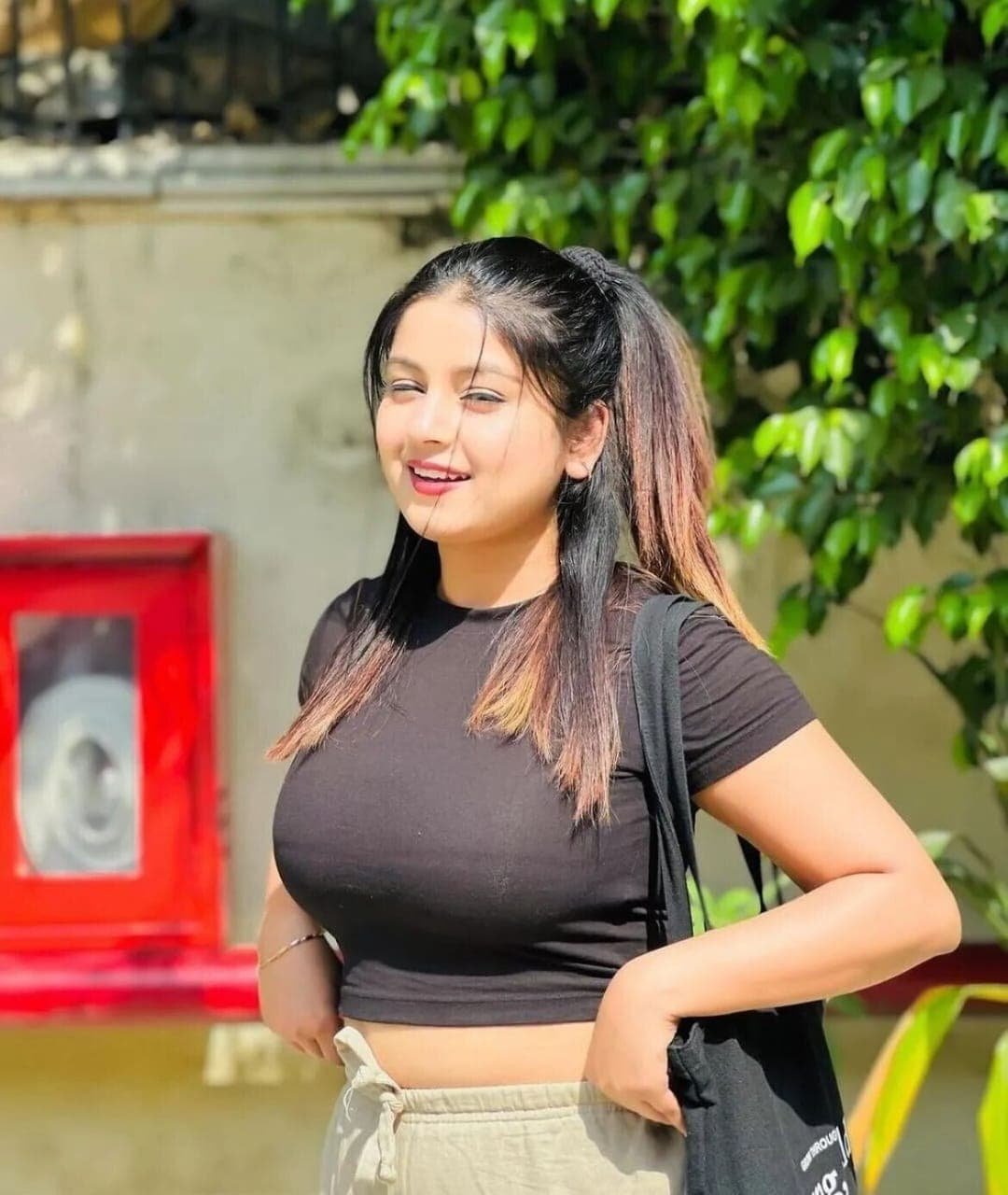 Priya, 23